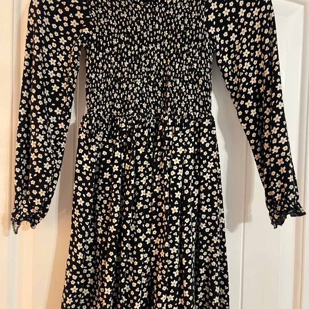 Tahari Black Floral Long-Sleeve Casual Dress size 7